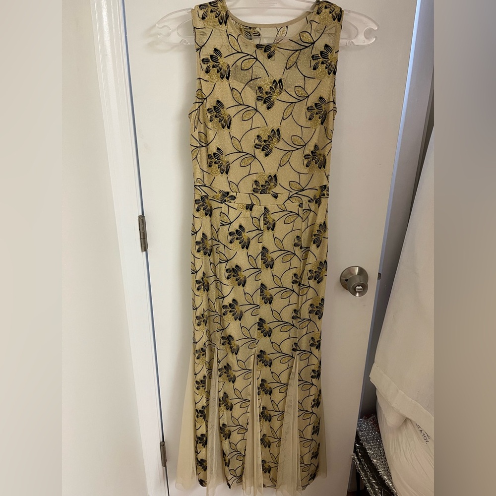 Candalite Petite Gold and Black Prom Dress Gown Size Small Petite